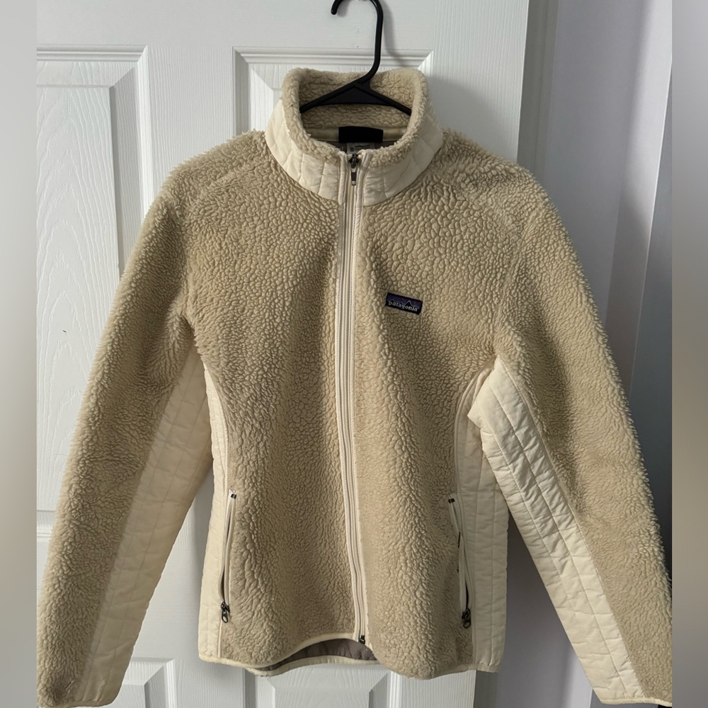 Patagonia fleece- off white size large